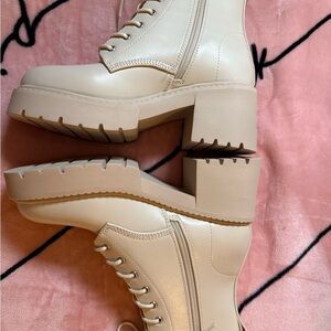 Women's Cream Lace-Up Boots